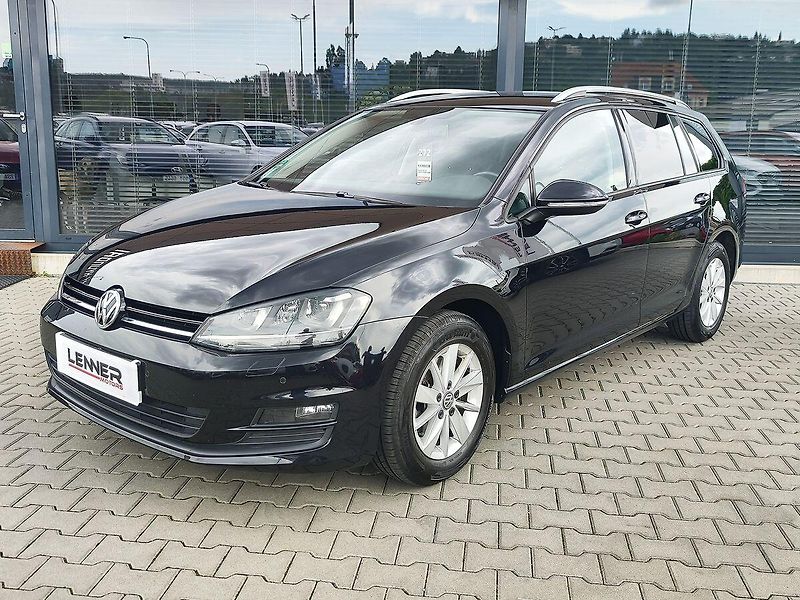 Volkswagen Golf 1.2 TSI/81kW Comfortline - fotka 1 z 40