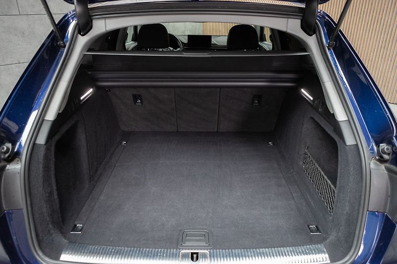 Audi A4 2.0TDI 150kW *ACC*PO ROZVODECH - fotka 39 z 41