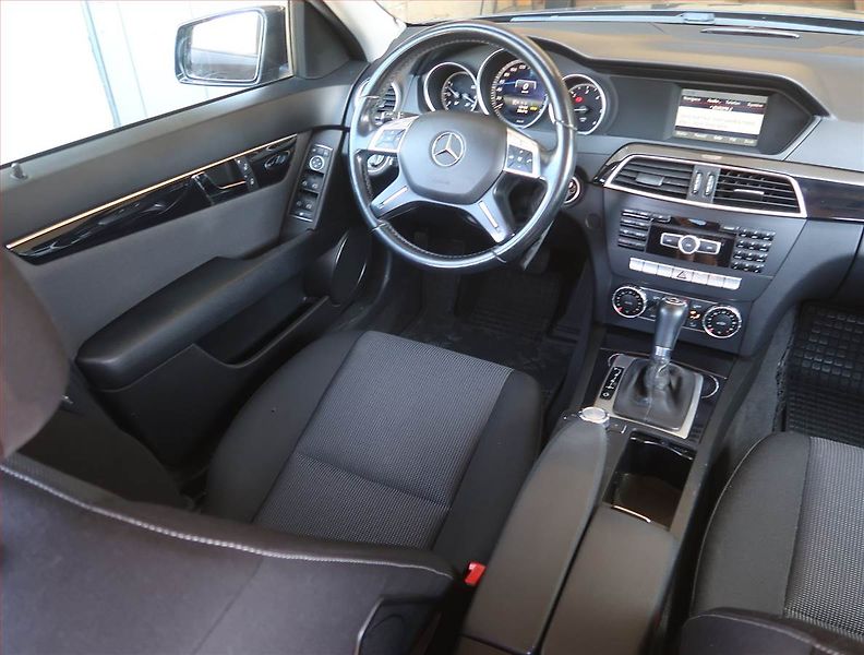 Mercedes-Benz Třídy C (2014) Avantgarde C 200 CDI, Automat - fotka 7 z 18