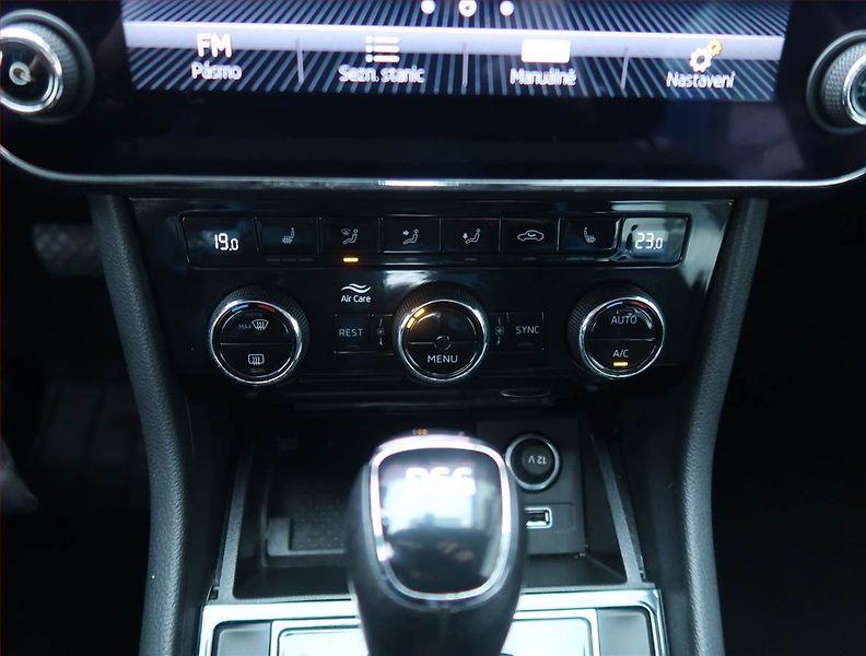 Škoda Superb (2018) Style 2.0 TDI, Automat, Kůže - fotka 13 z 15
