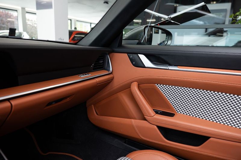 Porsche 911 (992) Targa 4 /Heritage Design - fotka 17 z 22