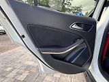 Mercedes-Benz GLA (2017) 220CDI 4-MATIC AMG - náhled 10
