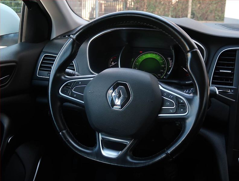 Renault Mégane (2018) Intens 1.5 dCi, ČR,1.maj - fotka 15 z 17