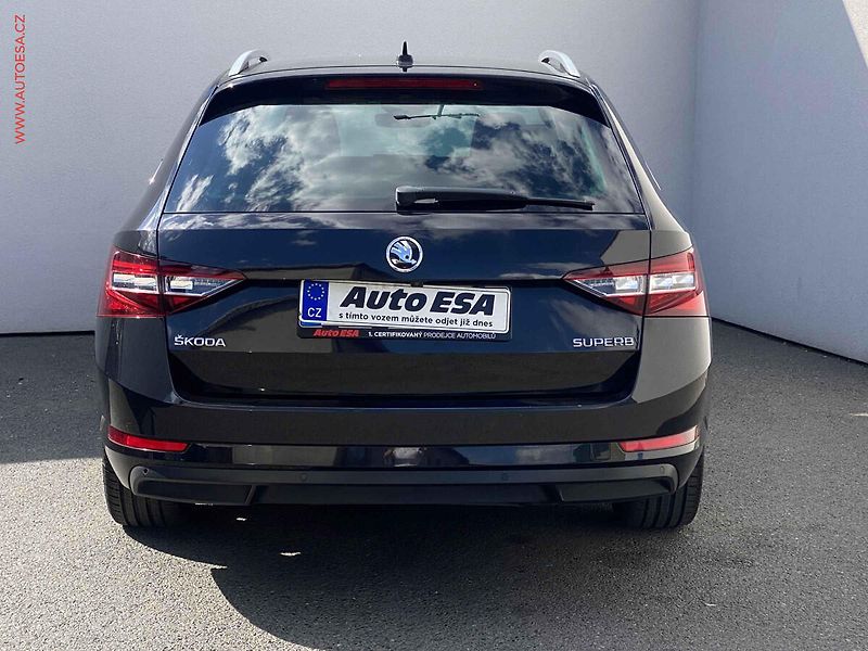 Škoda Superb (2016) 2.0 TDi, Style, bixen, kamera - fotka 5 z 17