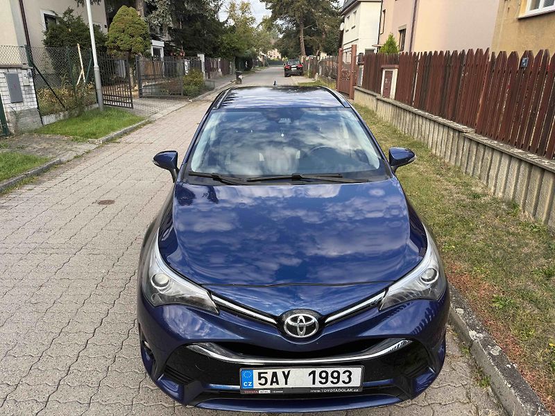 Toyota Avensis (2016) Combi + tažné  - fotka 4 z 19
