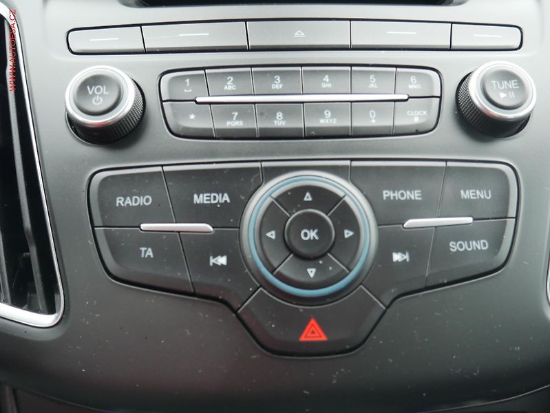 Ford Focus (2016) 1.5TDCi, ČR, AC, navi - fotka 18 z 18