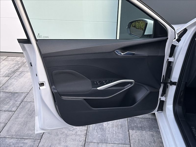 Škoda Fabia 1,0 TSI 110PS  Style DSG - fotka 13 z 53