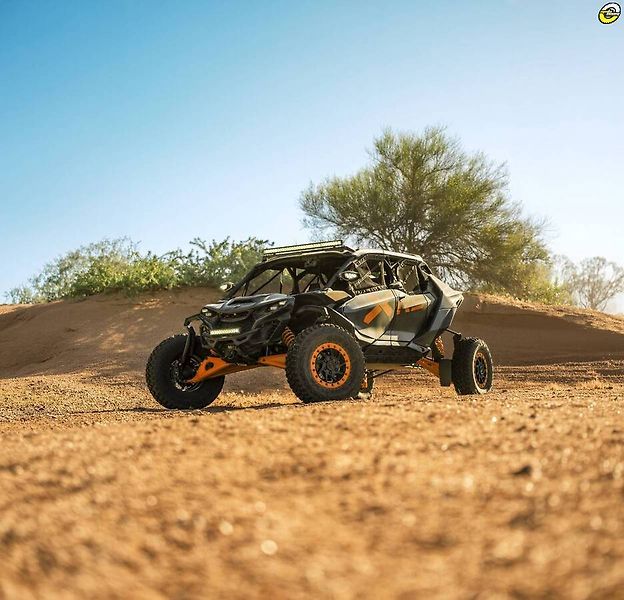 Can-Am Maverick R (2027) 7DVE - MAX X RS 999T DCT SAS - fotka 5 z 12