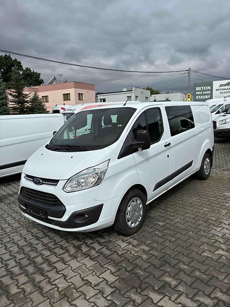 Ford Transit Custom (2015) L2-H1 KLIMA + 6 MÍST - fotka 2 z 14