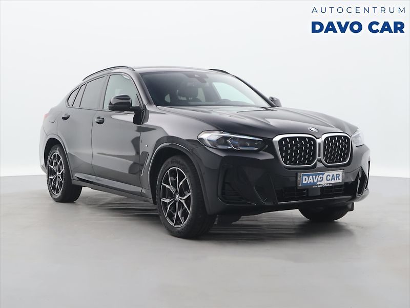 BMW X4 2,0 20i xD 135kW M-Paket Laser - fotka 1 z 41