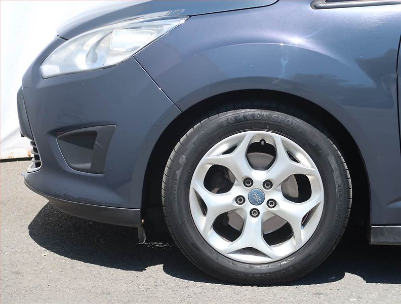 Ford C-MAX (2011) Trend 1.6 TDCi, Serv.kniha - fotka 13 z 18