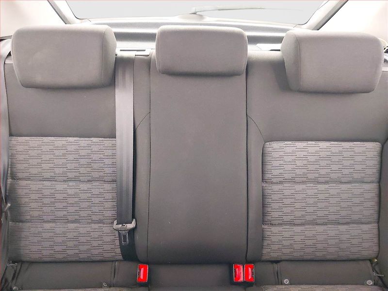 Škoda Octavia (2010) Ambiente 1.2 TSI, Serv.kniha - fotka 10 z 19