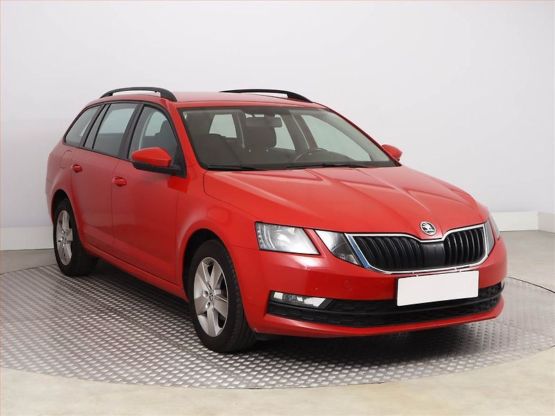 Škoda Octavia (2020) Ambition Plus 1.6 TDI, ČR - fotografie inzerátu