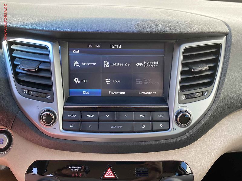 Hyundai Tucson (2016) 2.0 CRDi 4x4, AT, LED, panor - fotka 18 z 20