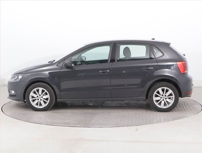 Volkswagen Polo (2014) Highline 1.2 TSI, Serv.kniha - fotka 3 z 15
