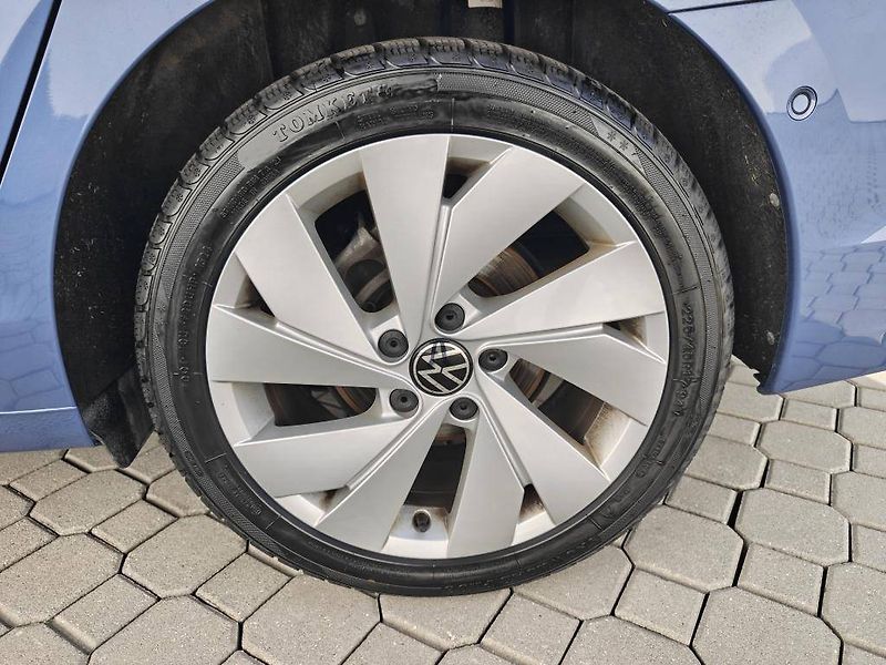 Volkswagen Golf People 7DSG mHEV 1,5eTSI - fotka 21 z 23