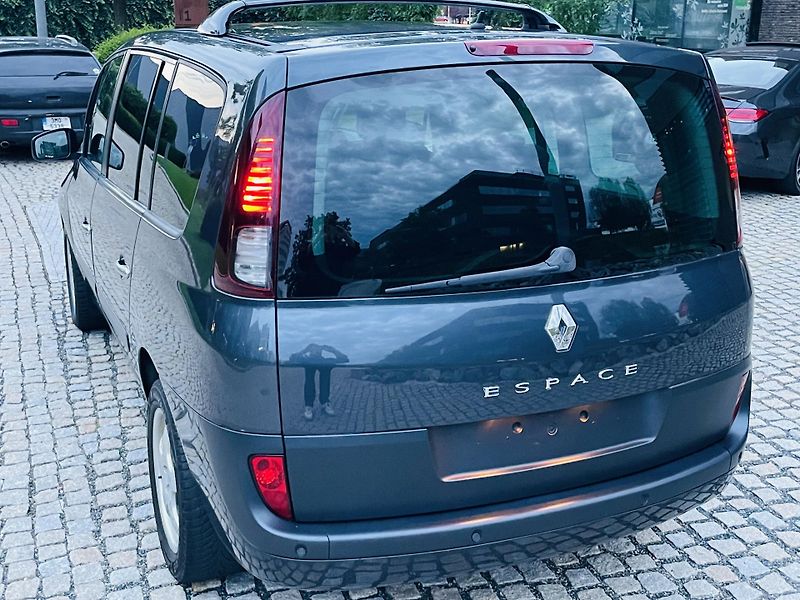 Renault Grand Espace 2.0dCi MANUÁL VÝHŘEV SENZORY - fotka 16 z 38