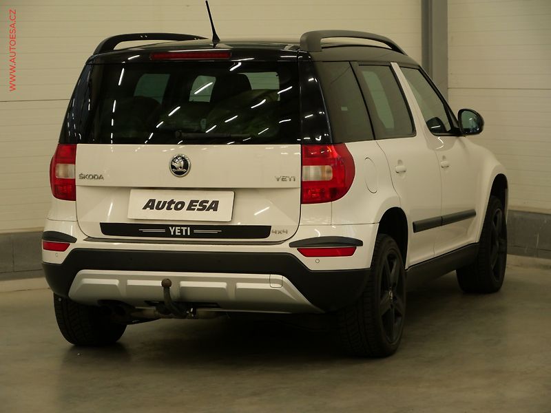 Škoda Yeti (2016) 2.0 TDi 4x4, ČR, AC, TZ - fotka 4 z 19