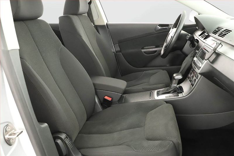 Volkswagen Passat (2007) 2.0 FSI, Automat, nová STK - fotka 7 z 14