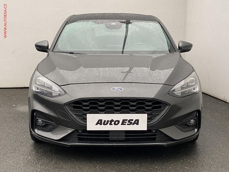Ford Focus (2018) 1.5 TDCi, AT, headUP - fotka 2 z 20