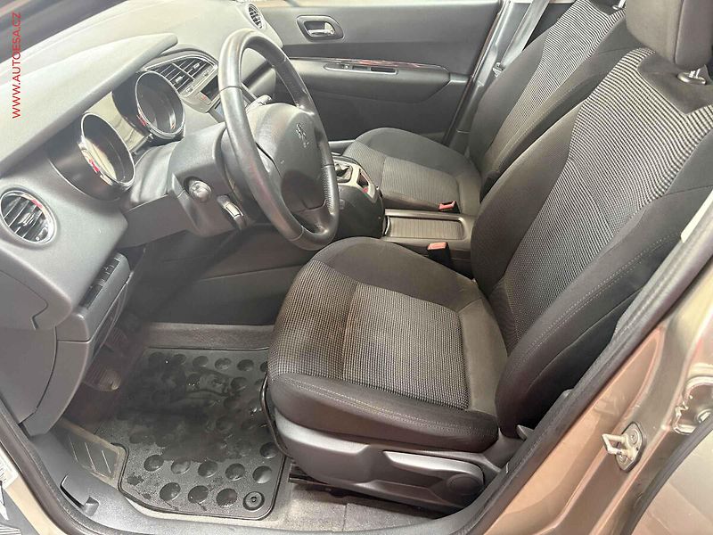 Peugeot 5008 (2011) 1.6VTi, ČR, AC, temp - fotka 9 z 13