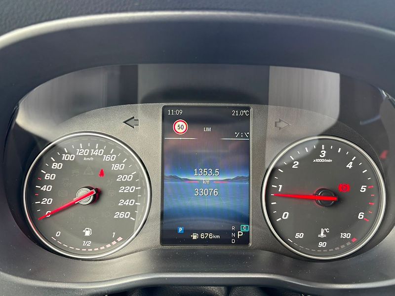 Mercedes-Benz Vito Tourer 116CDI Long 4Matic PRO - fotka 31 z 31
