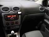Ford Focus (2010) 1.6 16V, po STK, Tažné - náhled 8