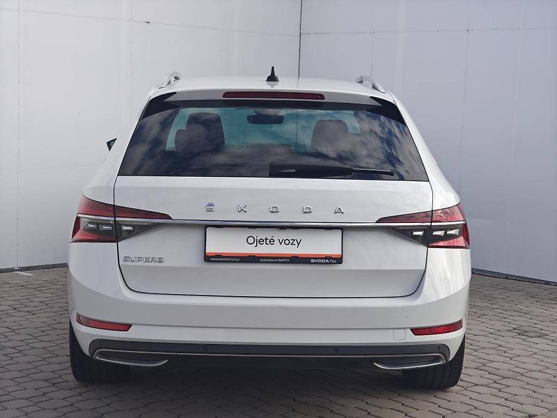 Škoda Superb L&K 7DSG 2,0TDI - fotka 25 z 26