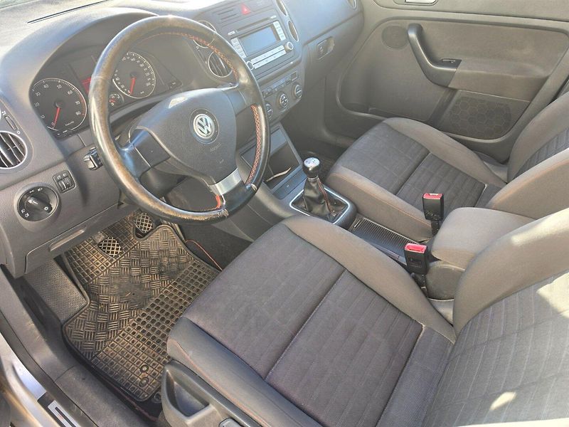 Volkswagen Golf Plus (2006) 1.6 i GOAL nová STK - fotka 8 z 20