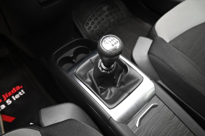 Citroën Grand C4 Picasso 2,0 HDI 110 kW 7 míst MANUÁL Z - fotka 18 z 26
