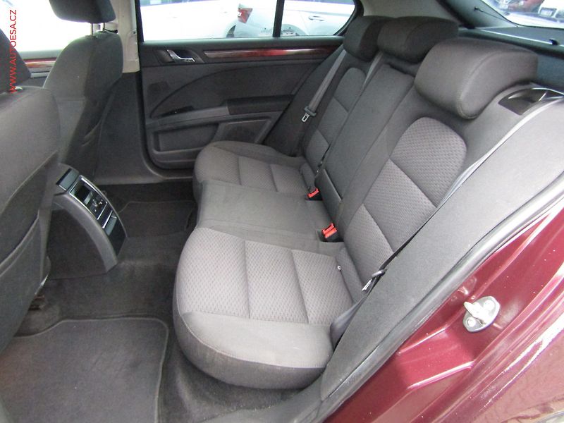 Škoda Superb (2008) 2.0 TDi, ČR, Xenon, AC - fotka 10 z 21