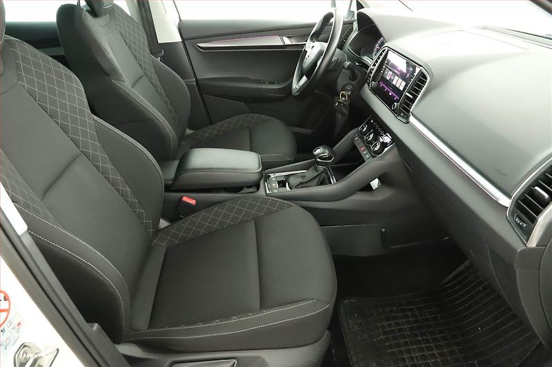 Škoda Karoq (2019) Style 1.6 TDI, Automat, Navi - fotka 14 z 16
