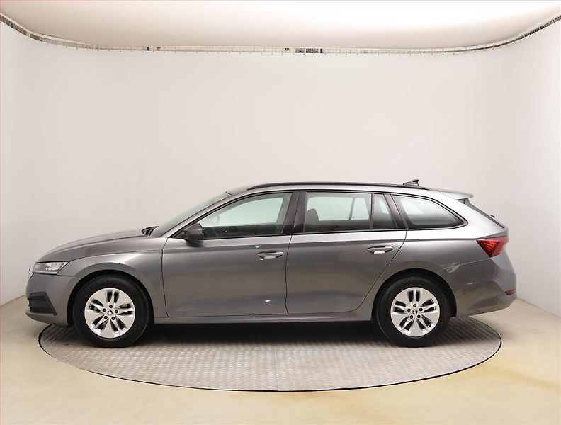 Škoda Octavia (2022) Style 2.0 TDI, Automat, Navi - fotka 3 z 25