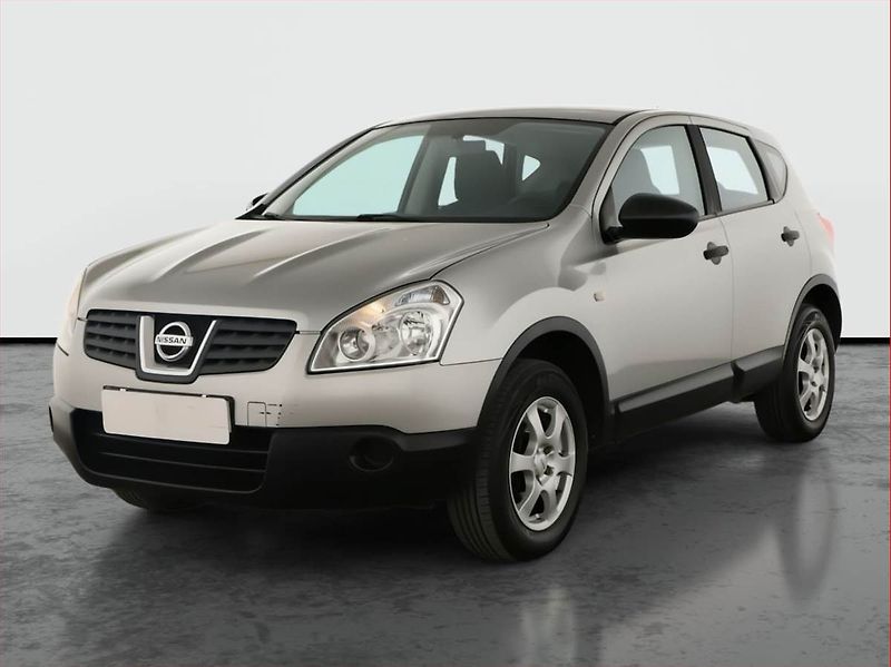 Nissan Qashqai (2010) 1.6, nová STK, Tažné - fotka 2 z 14