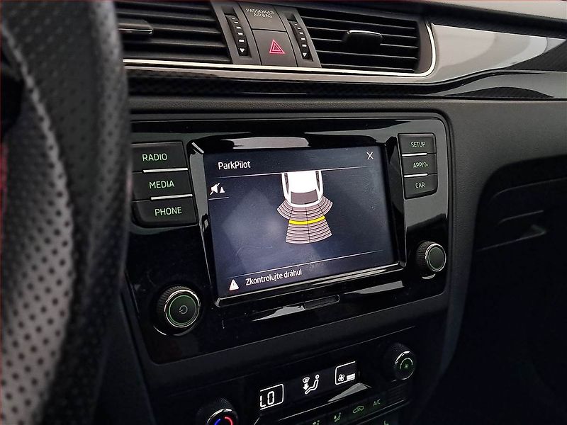 Škoda Rapid (2019) Spaceback 1.0 TSI, Tempomat - fotka 20 z 20