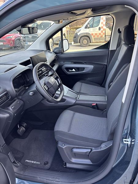 Toyota ProAce City Verso (2026) LONG FAMILY 7S 1,5D AT - fotka 7 z 13
