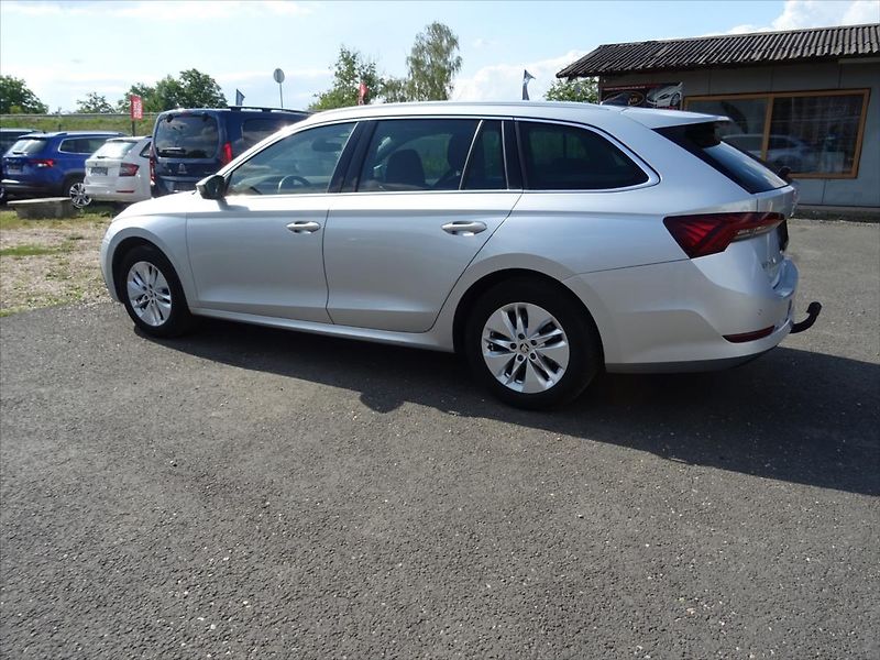 Škoda Octavia 1,0 TSi 81 kW Business - fotka 6 z 29