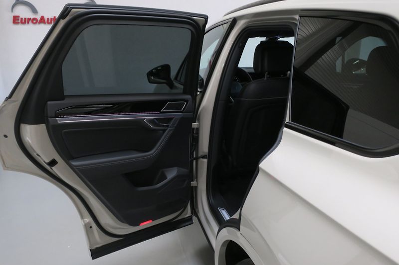 Volkswagen Touareg (2026) NEW Final Edition R Line 210kW - fotka 43 z 50