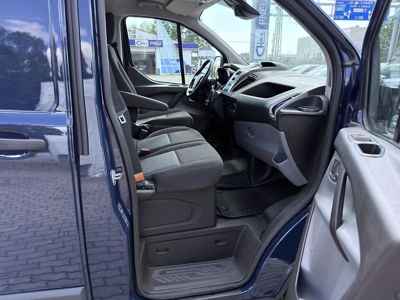 Ford Transit Custom 2.0 TDCi 96 kW klima, DPH - fotka 9 z 16