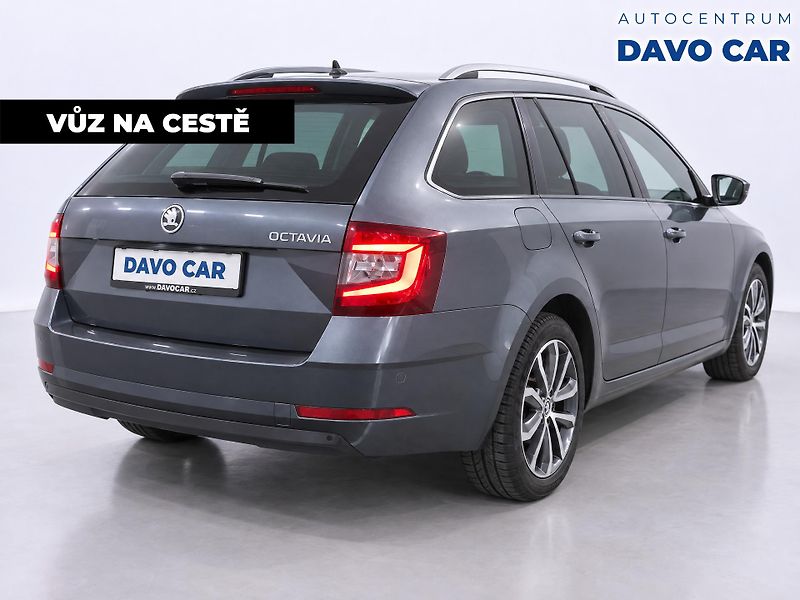 Škoda Octavia 1,4 TSI 110kW DSG 1.maj - fotka 3 z 10