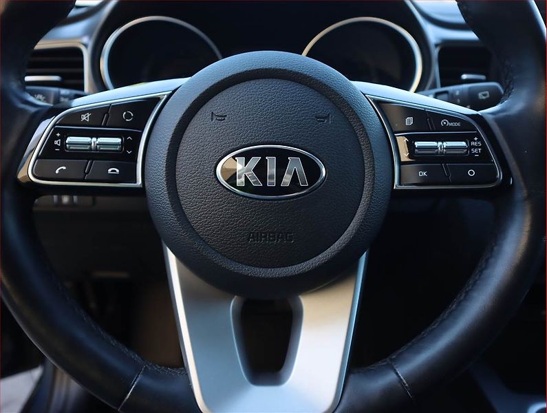 Kia Ceed (2019) 1.6 CRDi, Serv.kniha, Tempomat - fotka 16 z 17