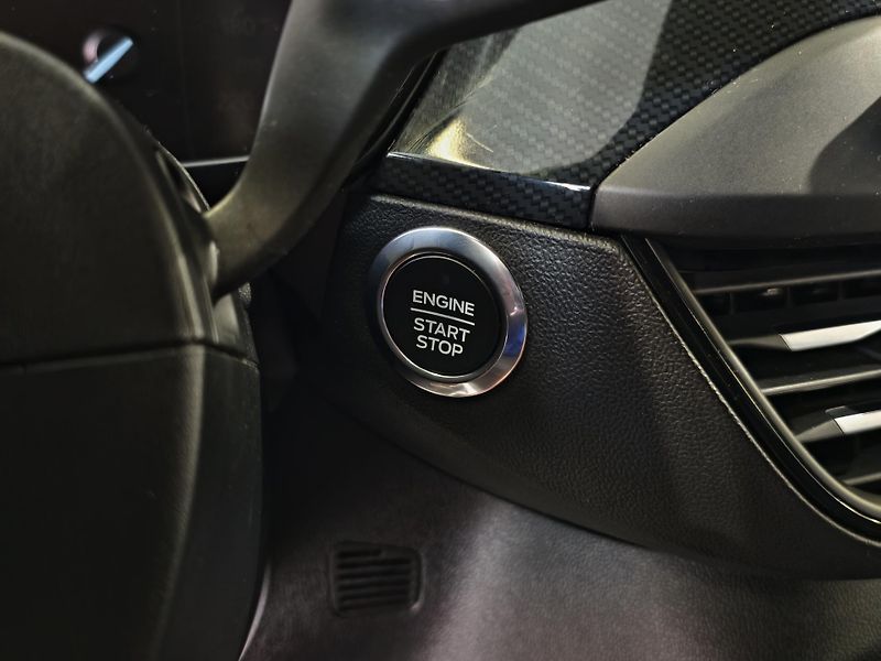 Ford Focus 2.0 EcoBlue A/T ST-Line, LED   - fotka 22 z 27