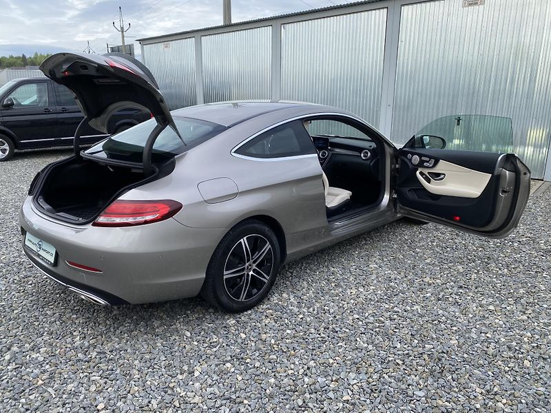 Mercedes-Benz Třídy C C 400 COUPE 4MATIC 51.000KM - fotka 125 z 149