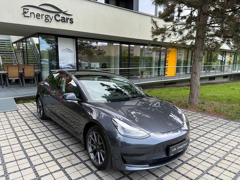 Tesla Model 3 Enhanced autopilot, k dispozic - fotka 38 z 38