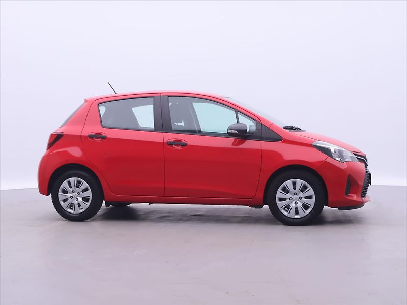 Toyota Yaris 1,0 VVT-i 51kW Entry Serv. kni - fotka 7 z 22