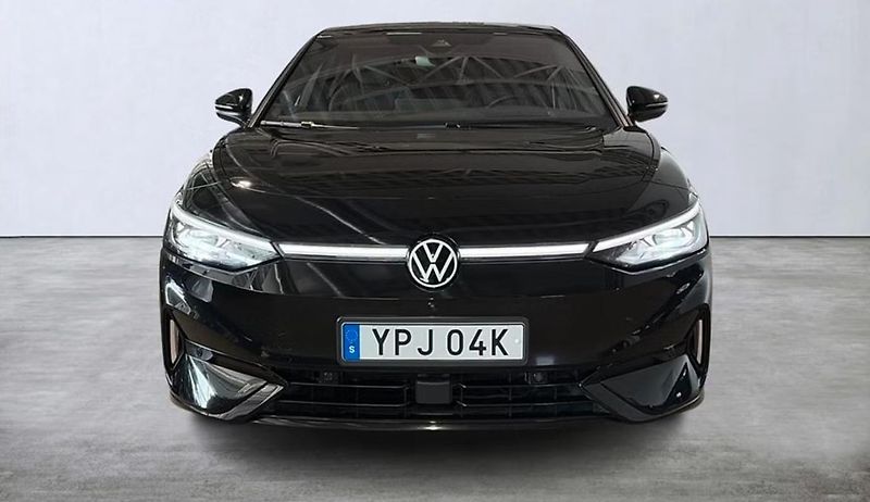 Volkswagen ID.7 Pro Masáž 360kam HuD Matrix - fotka 5 z 19