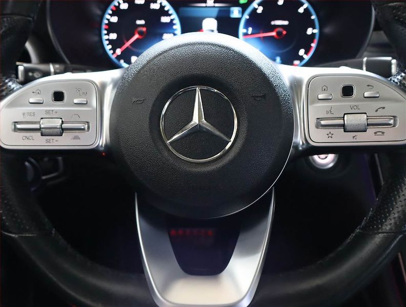 Mercedes-Benz GLC (2020) AMG line 300 d 4MATIC - fotka 23 z 25