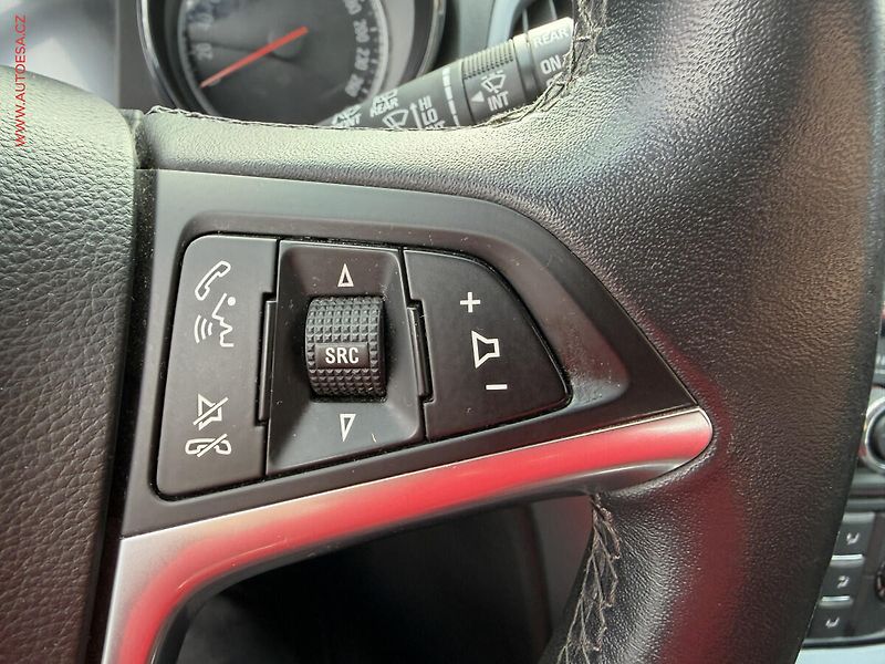 Opel Astra (2016) 1.6CDTi, AC, tempo - fotka 12 z 18