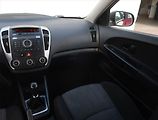 Kia Ceed (2010) 1.6 CVVT, Serv.kniha - náhled 8