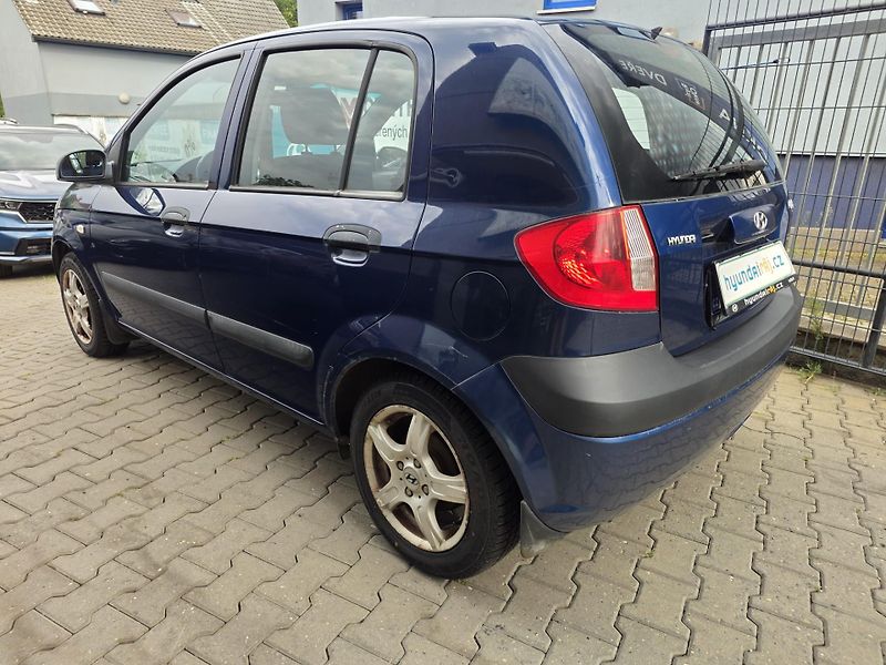 Hyundai Getz (2008) 1.1-2.MAJITEL-NÍZKÉ KM!!! - fotka 10 z 15